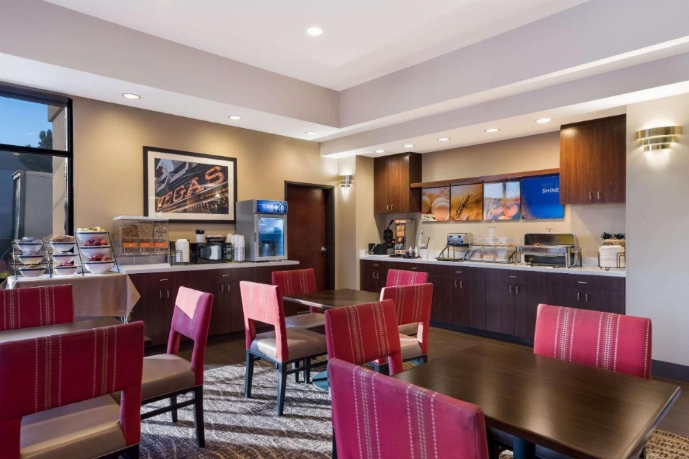 Comfort Inn And Suites Image 31
